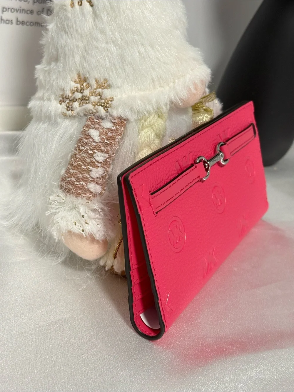 NWT MICHAEL KORS Carson Large Metallic Logo Debossed Snap Wallet